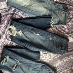 Women’s gently used American Eagle jeans