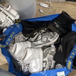 Free shoes and bag of clothes woman size 12 size 9 w