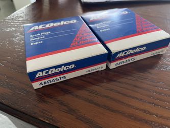 ACDelco R45TS Spark Plugs, Unopened