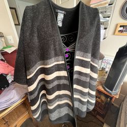 Women’s Poncho