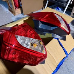 Ford Focus Taillights