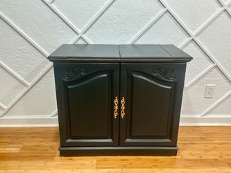 Refurbished Flip Top Server Cabinet