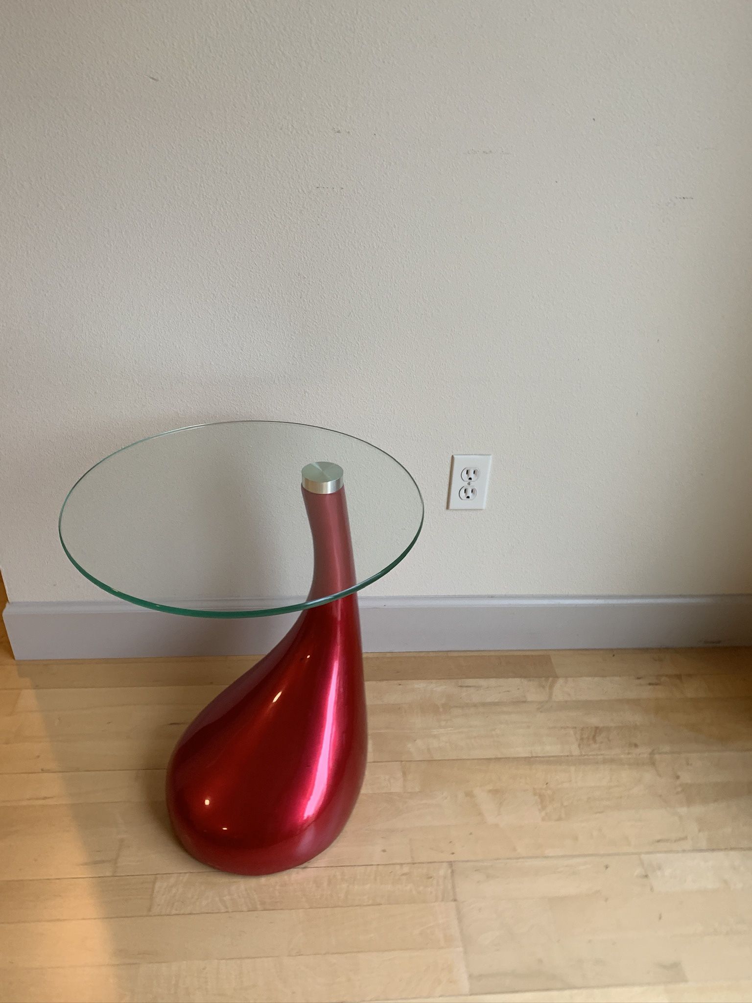 Modern Teardrop Side Table With Round Glass Top