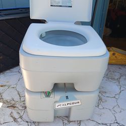 Alpcour Portable Toilets