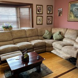 La-Z-Boy 6 Pc Sectional