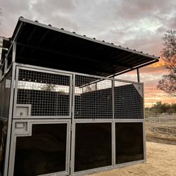 Premium Portable Horse Stalls - Horse Panel - Horse Stable - Horse Barn - Horse Shelter - Horse Corral