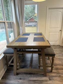 Dining Set