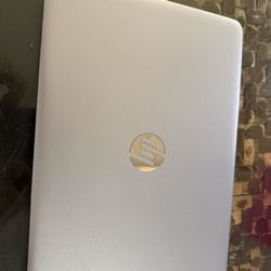 HP elitebook with win 11. office 2024