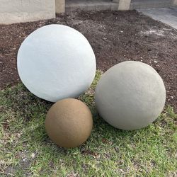 Concrete Spheres  Read Description For Sizes And Pricing 