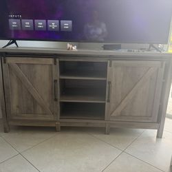 TV Stand And Bookshelf 