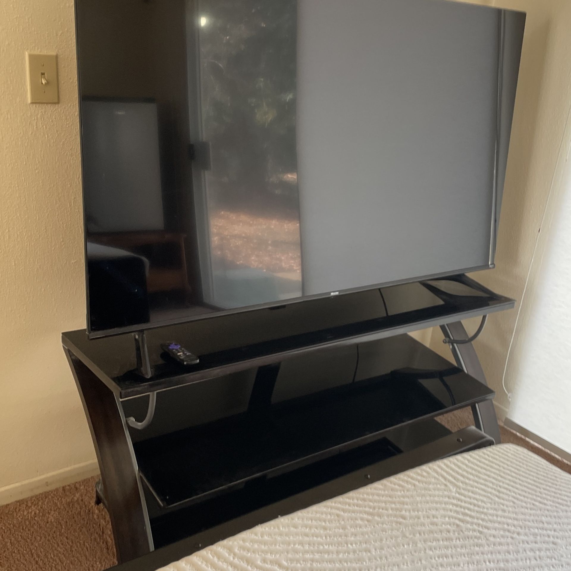 Hisense T V.