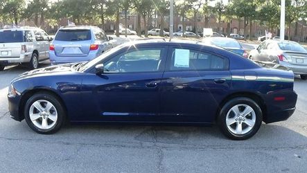 2014 DODGE CHARGER SE