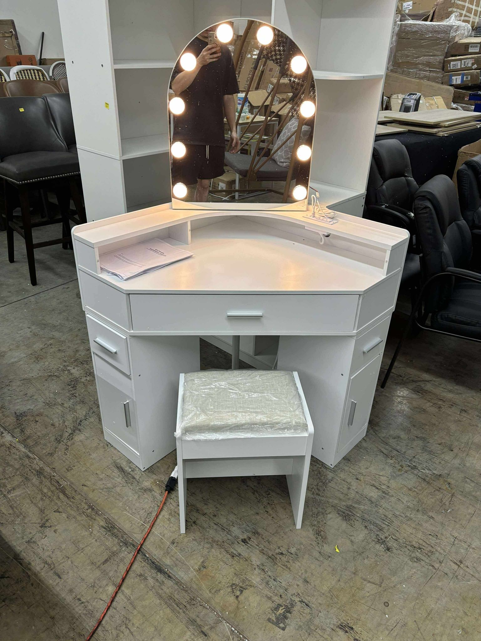 Corner Vanity Desk with Mirror and Lights, Makeup Vanity Table with Charging Station, 3 Drawers , (missing one support board and small damage)