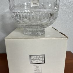 Vintage Fifth Avenue Bracelet 9” Crystal Bowl