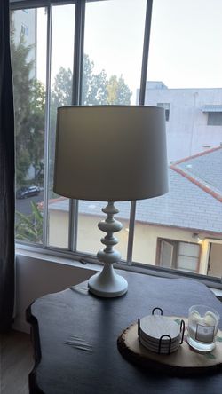 Table lamp