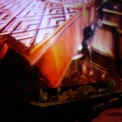 32 In Flat screen/Remote 