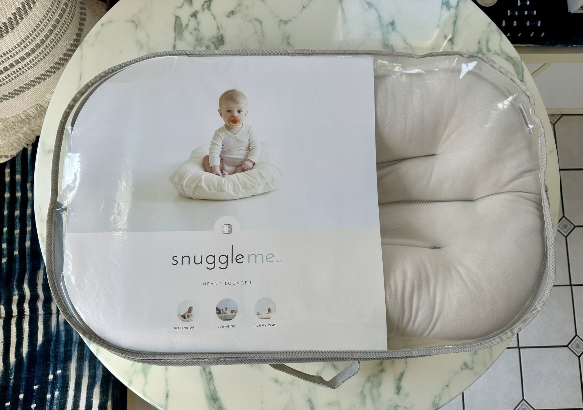 Snuggle Me-Infant Lounger