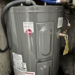 Water Heater 30 Gallons