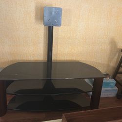 TV Stand / Entertainment Center 