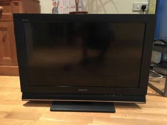 Sony 32 In Bravia HD TV....