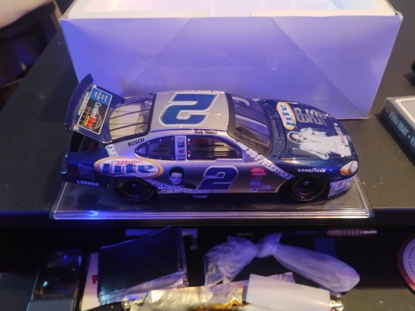 2002 Rusty Wallace Diecast 1:24 Elvis 25yr Anniversary