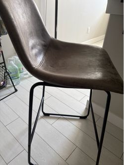 Island/Bar Chairs