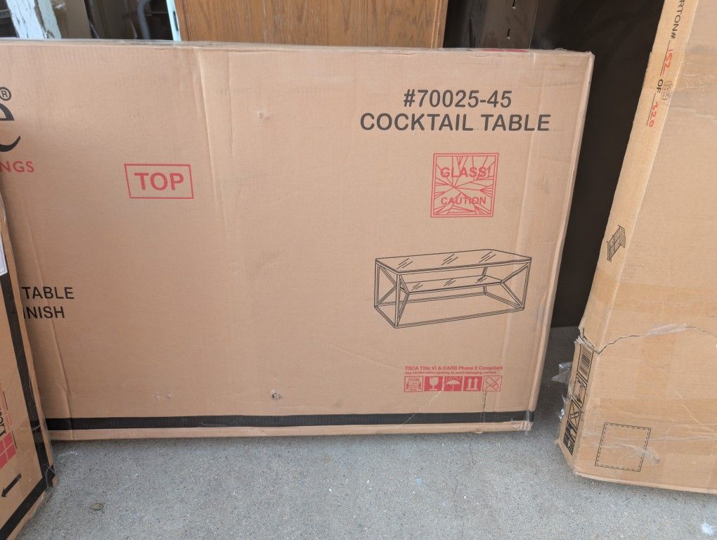Lane Furniture Ontario cocktail table and two end tables