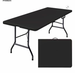 Tables / Chairs