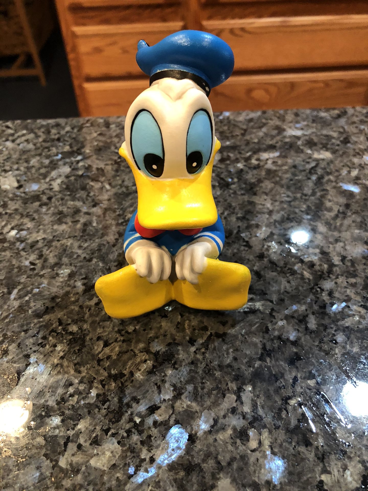 Vintage Disney Donald Duck Soft Rubber Squeaky Toy Pre-Owned Good Condition 5 inches tall