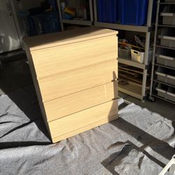 IKEA MALM Dresser 4 Drawers