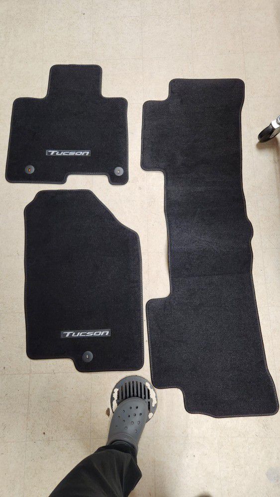 2023 Hyundai Tucson Carpeted Floor Mats New Front And Back Seats Black