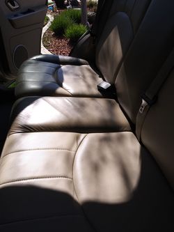 2005 mecury mainer 184.574 miles leather seats 6 cylinder