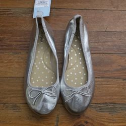 Cat and Jack ballet flats