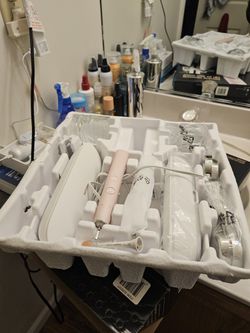 Electric Toothbrushes Set For Her And Him Hers Was Used Once His Is New 