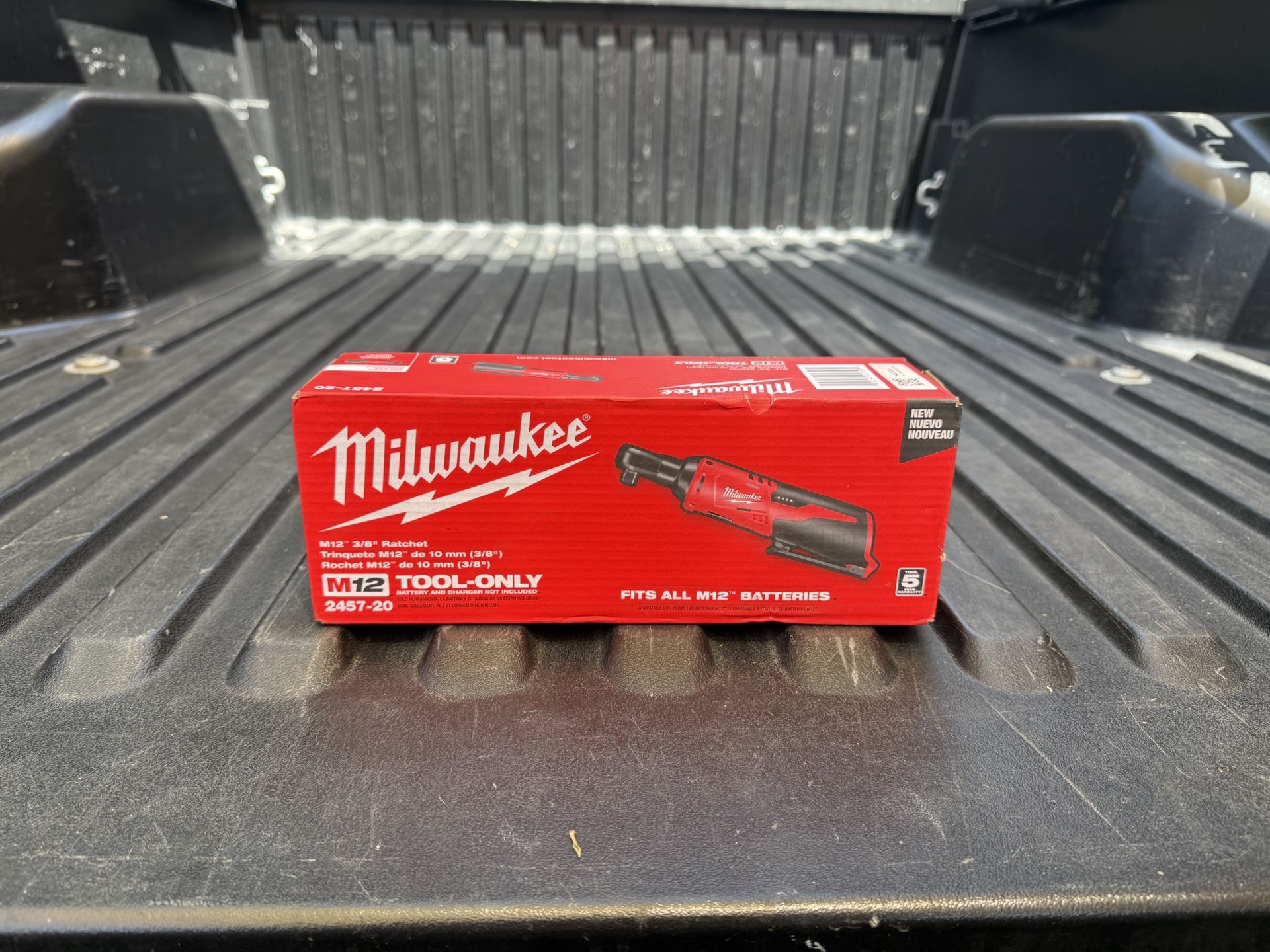 NEW Milwaukee M12 12V Lithium-Ion Cordless 3/8 in. Ratchet (Tool-Only) **FIRM PRICE**