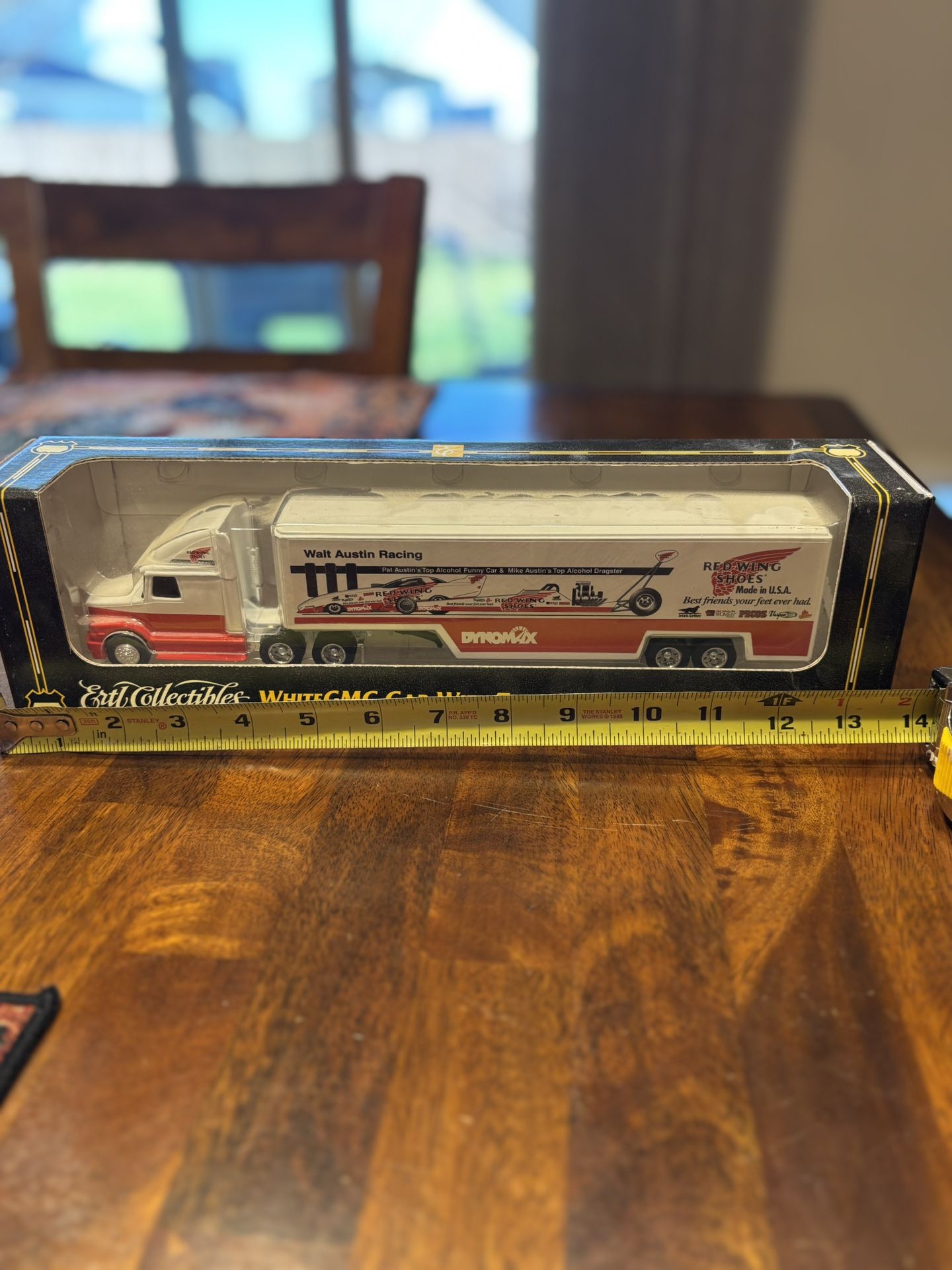 ERTL WALT AUSTIN RACING & RED WING SHOES, WHITE GMC CAB WITH TRAILER 1/64