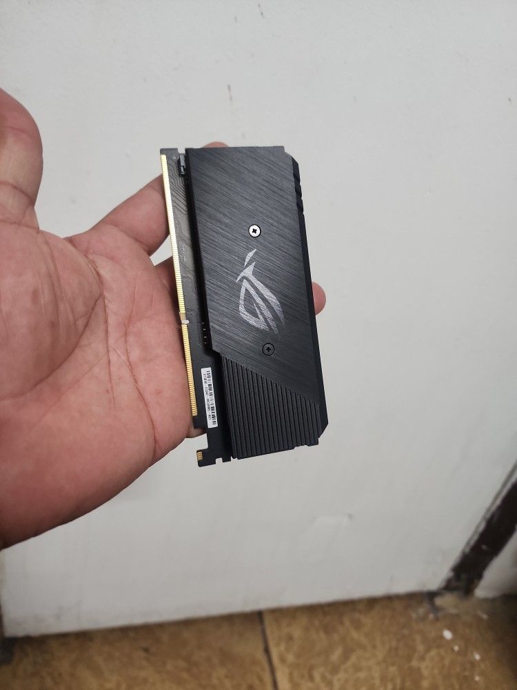 ROG maximus Z690 Apex