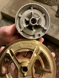 Commercial gas stove with doubles on burners & knobs