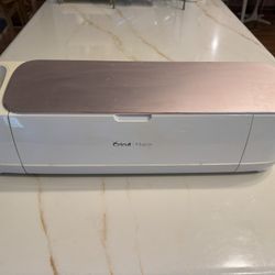Cricut Maker Rose Gold 