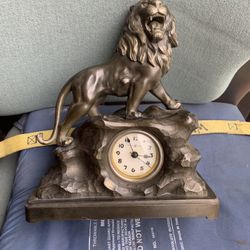 Lion Desk Clock