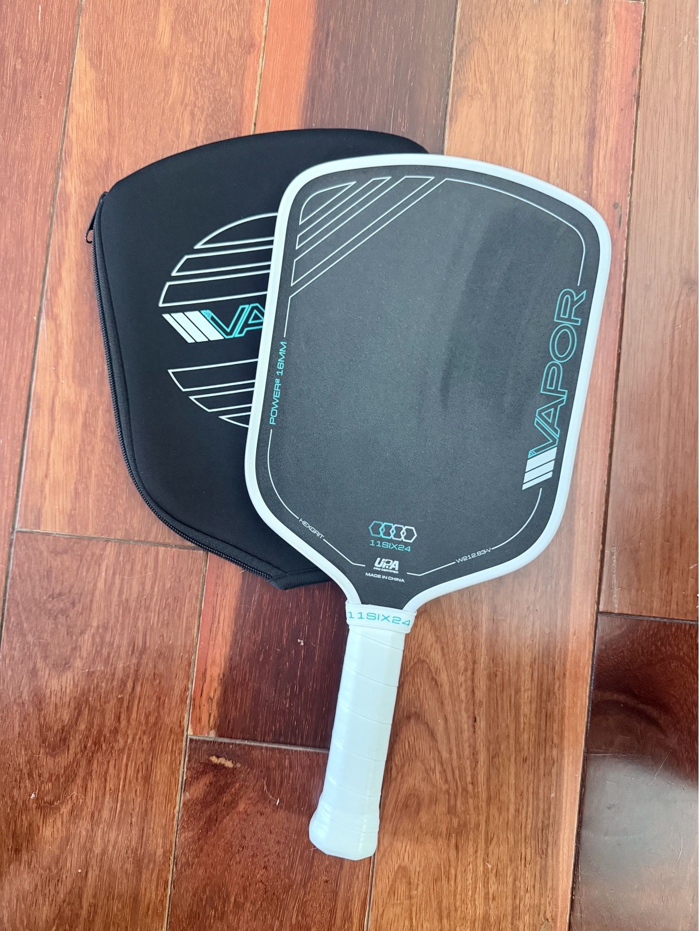 11SIX24 Vapor Power 2 Pickleball Paddle Hex GRIT / durable long lasting grit