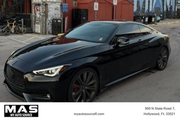 2017 INFINITI Q60