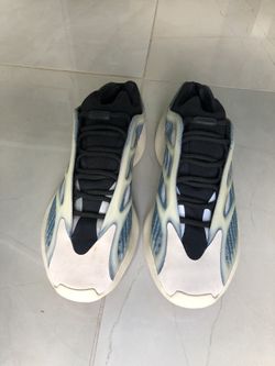 Yeezy 700 V3 Kyanite