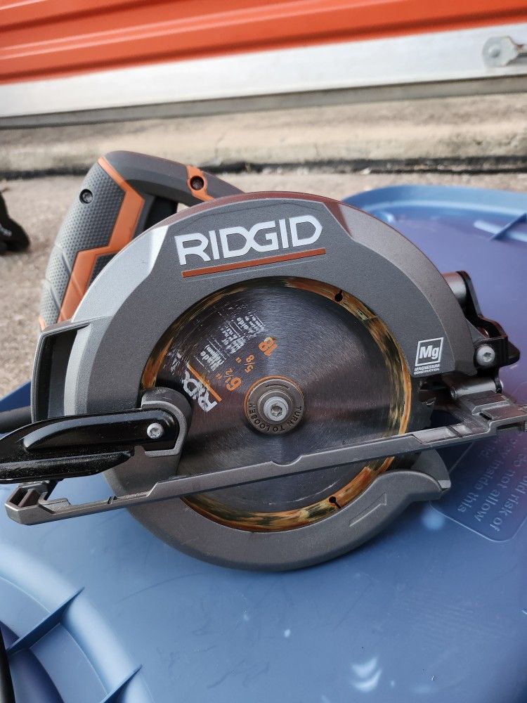 RIDGID Circular Saw