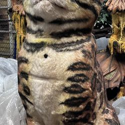 Giant Cat Animatronic 6ft Tall