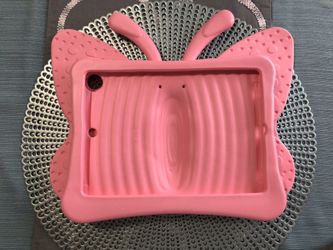 *BRAND NEW* butterfly iPad case