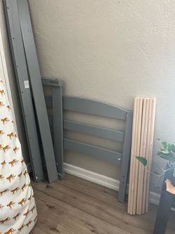 Twin bed