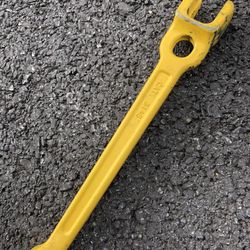 Bell wrench