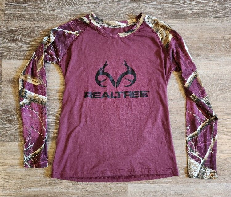 Realtree Camo Shirt Ladies Small