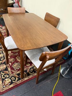 5 Piece Dining Set On Sale